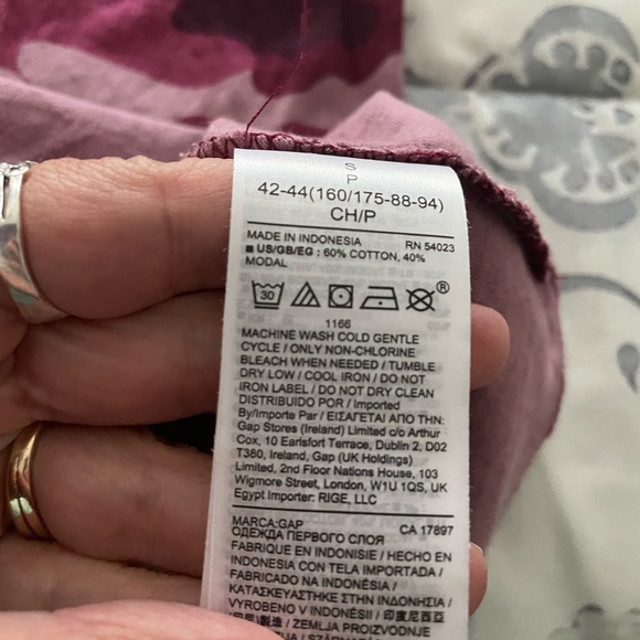 Gap tee - Picture 5 of 5